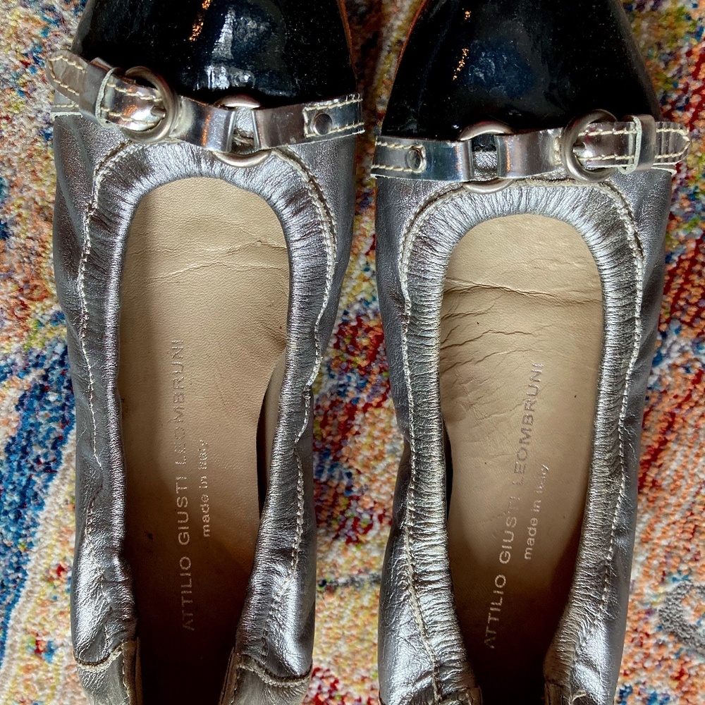 AGL ballet flats size 38 (8M) silver/black